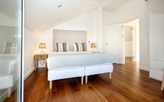 Green Essence Duplex in Faro by Misha s Place