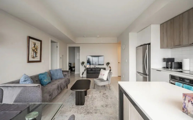 GLOBALSTAY Modern Sonic Way Condos