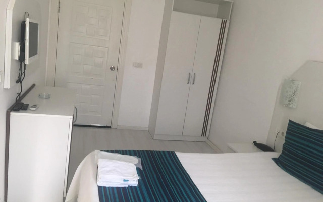 Teos Hotel