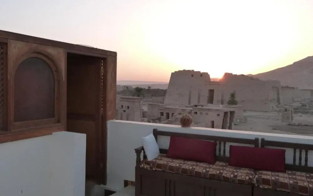 Shahhat House