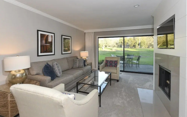 682 S At Silverado 1 Bedroom Condo by Redawning