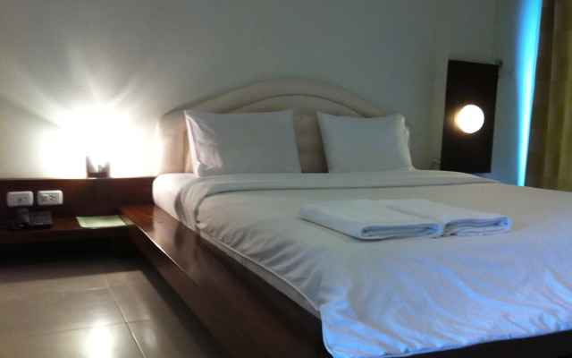 Suparee Parkview Hotel
