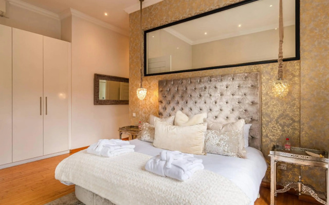 The Ivy Apartments