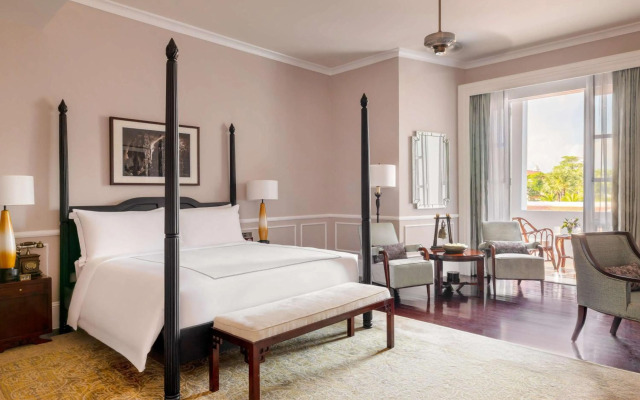 Raffles Grand Hotel d'Angkor