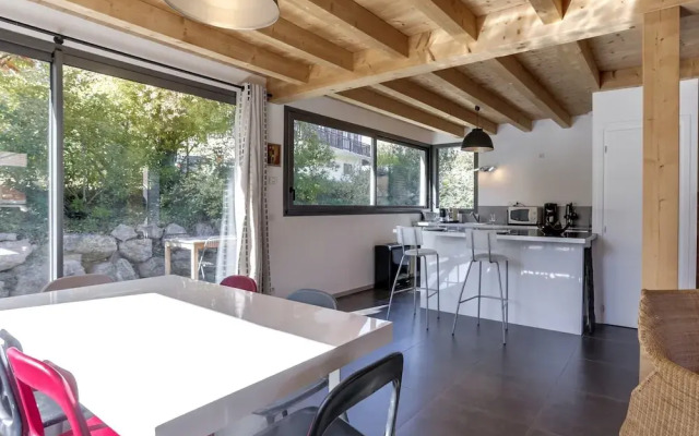 Chaparon Superbe Maison Bois 3 min à Pied du lac