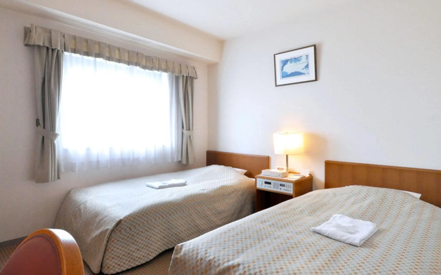 East Harbor Hotel