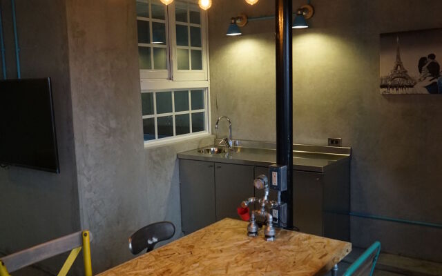 4 Design Inn
