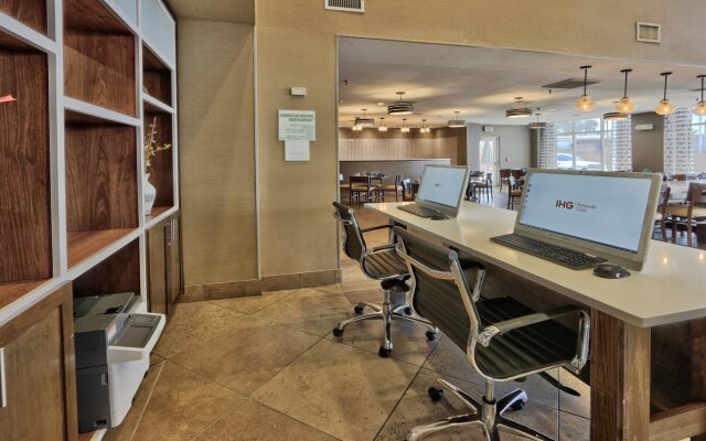 Holiday Inn & Suites Albuquerque-North I-25 by IHG