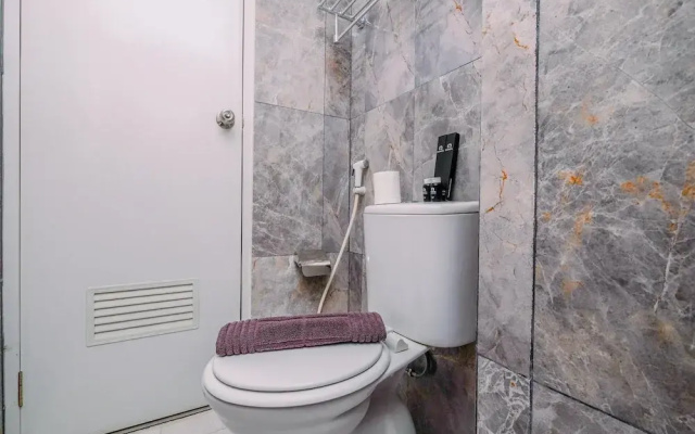 Homey Studio Room at Podomoro Golf View Apartment
