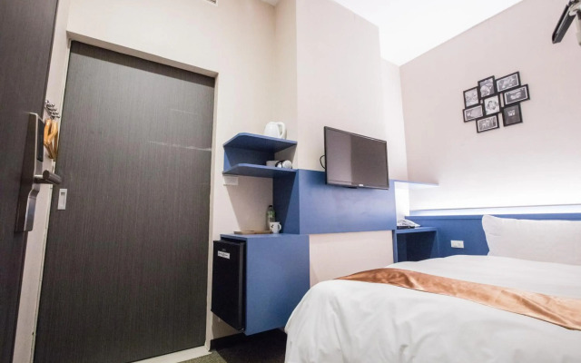 Travel Art Inn