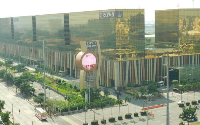 OFW at Crowne Bay Tower
