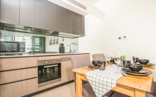 Lovely Two Bed Home In Macquarie Park