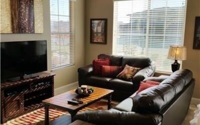 Zion Get-a-way 3 Bedroom Apts