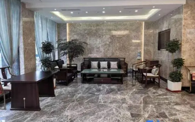 Ruijia Jinlong Hotel