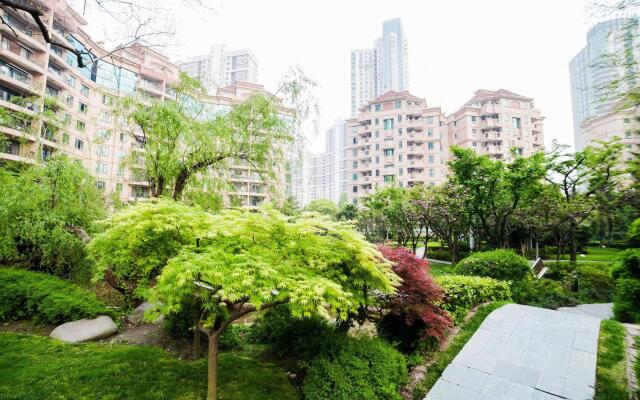 Aquaspace Serviced Apartment