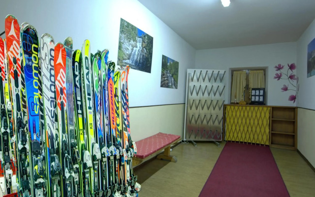 Hotel Al Larin