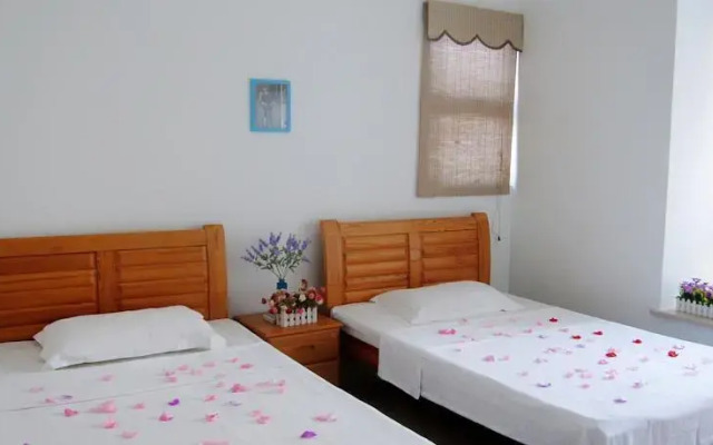 Sanya Romantic Seaview Apartment