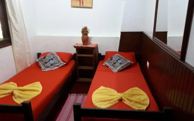 Garden Stone - Hostel