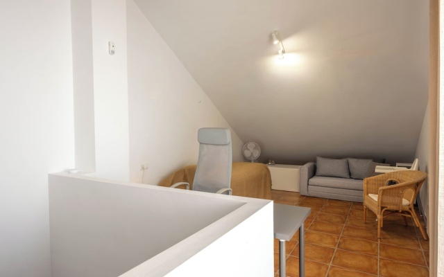 Spacious 4BR Townhouse - Rooftop Terrace