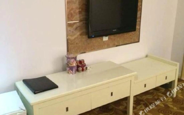 Qingzhu Changshu Xingzhidao Holiday Hotel