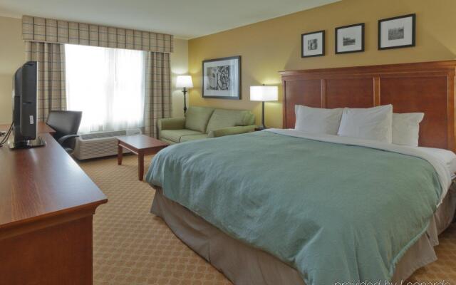 Country Inn & Suites by Radisson, Holland, MI