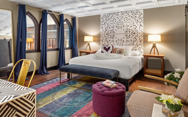 The Highlander Hotel, Ascend Hotel Collection
