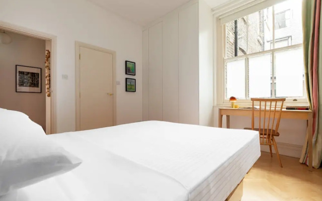 Bury Place by Onefinestay