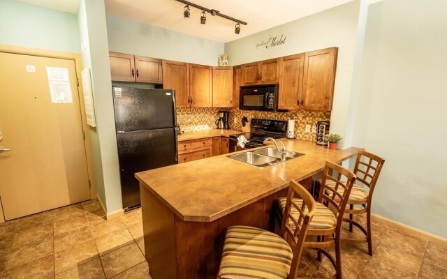 Poolside at Playa #305