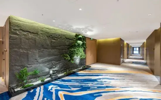 VX Hotel (Suining Renmin Yiyuan Xingmei Shopping Plaza)