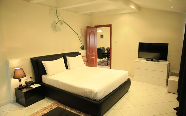 Reliance Hotel Apartment