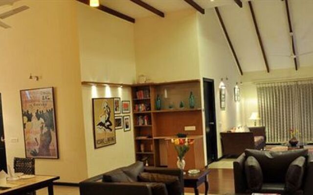 Sterling Suites - Langford Town