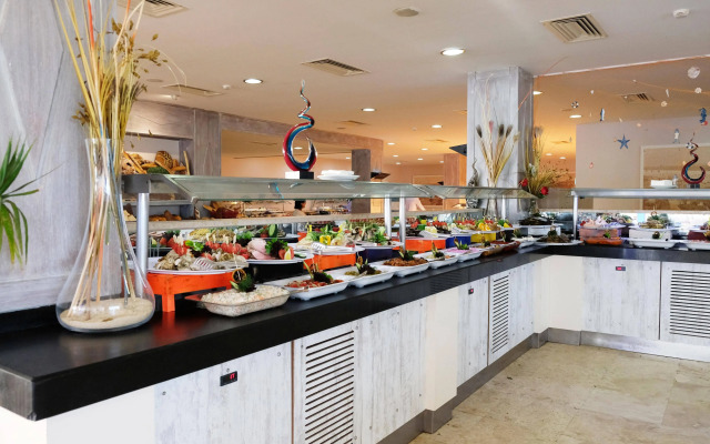 Bodrum Holiday Resort & Spa