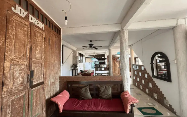Seabreeze Hostel Bali