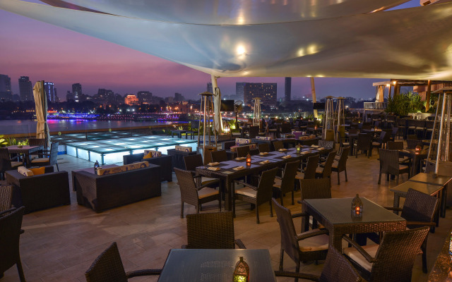 Semiramis hotel