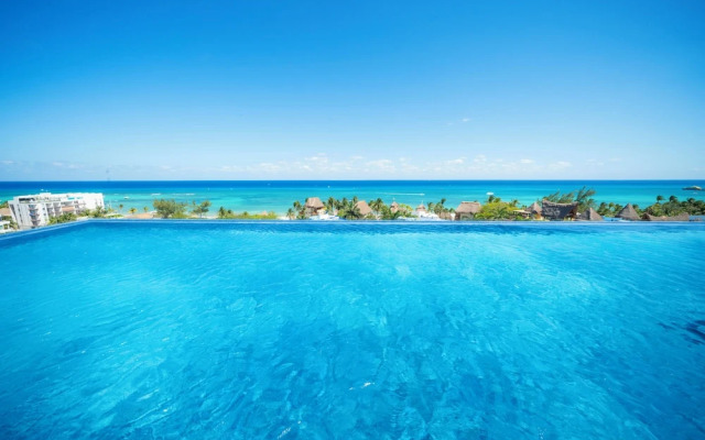 Marila - Luxury 3 BR - Ocean View & Pool