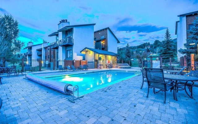 The Rockies by Retreatia