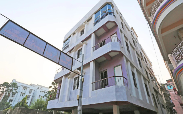 OYO 11081 Hotel Saraswati Inn