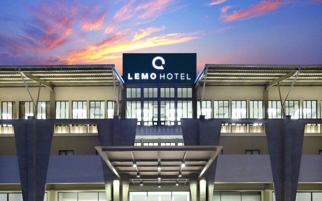 Lemo Hotel Serpong