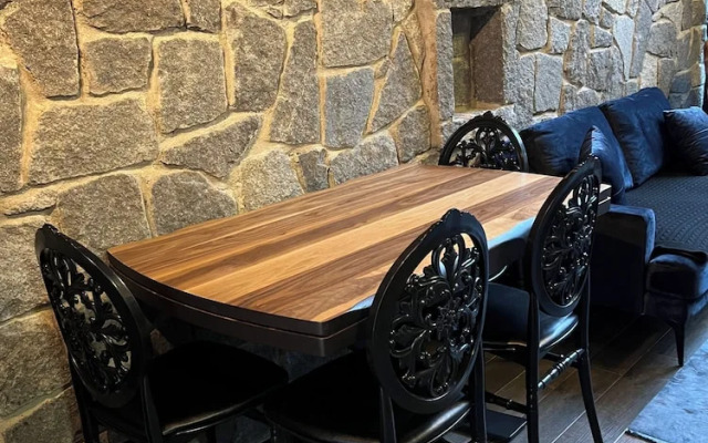 Ayder Vanak Stone Suites