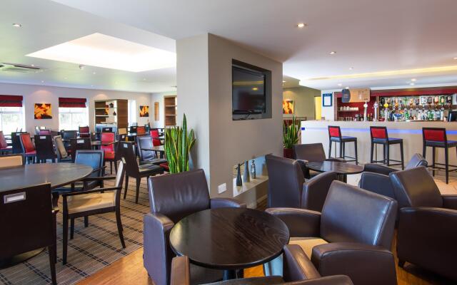 Holiday Inn Express Warwick - Stratford-upon-Avon, an IHG Hotel