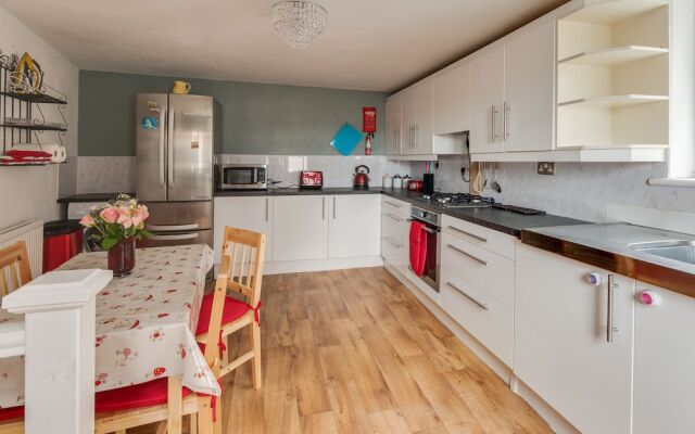 NEW Cosy 3BD House with Garden Heart of Sandwich