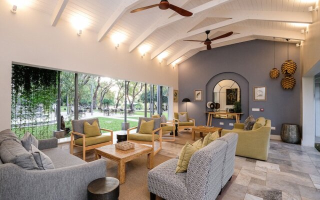 Palm River Hotel
