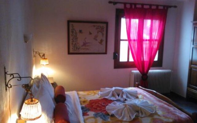 Guesthouse Rousis
