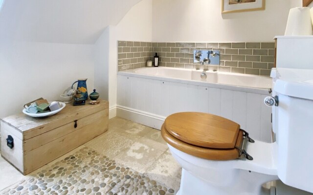 Spectacular Coastal Townhouse in Fowey for 8