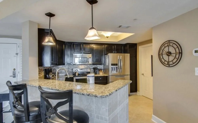 Windsor Court South by RedAwning