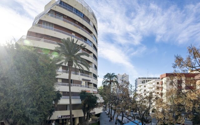 IB - Stunning apt in center of Marbella