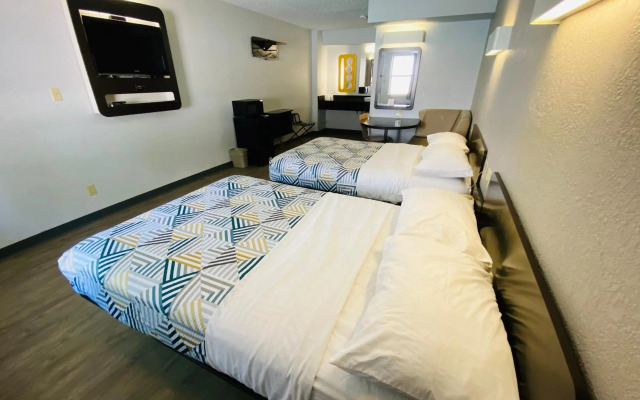 Motel 6 Boerne, TX