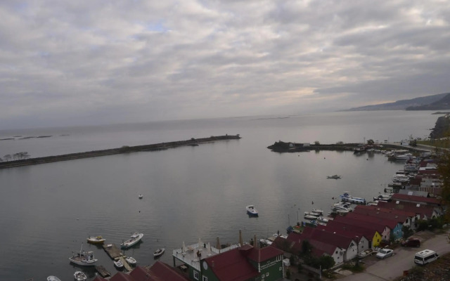 Marina Green Residence & Hotel