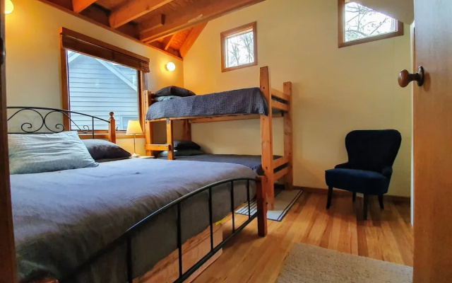 SNOWED INN apartment – Guest Rooms – Dinner Plain