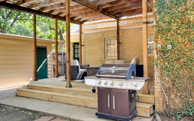 Spacious Amarillo Home With Shared Fire Pit!